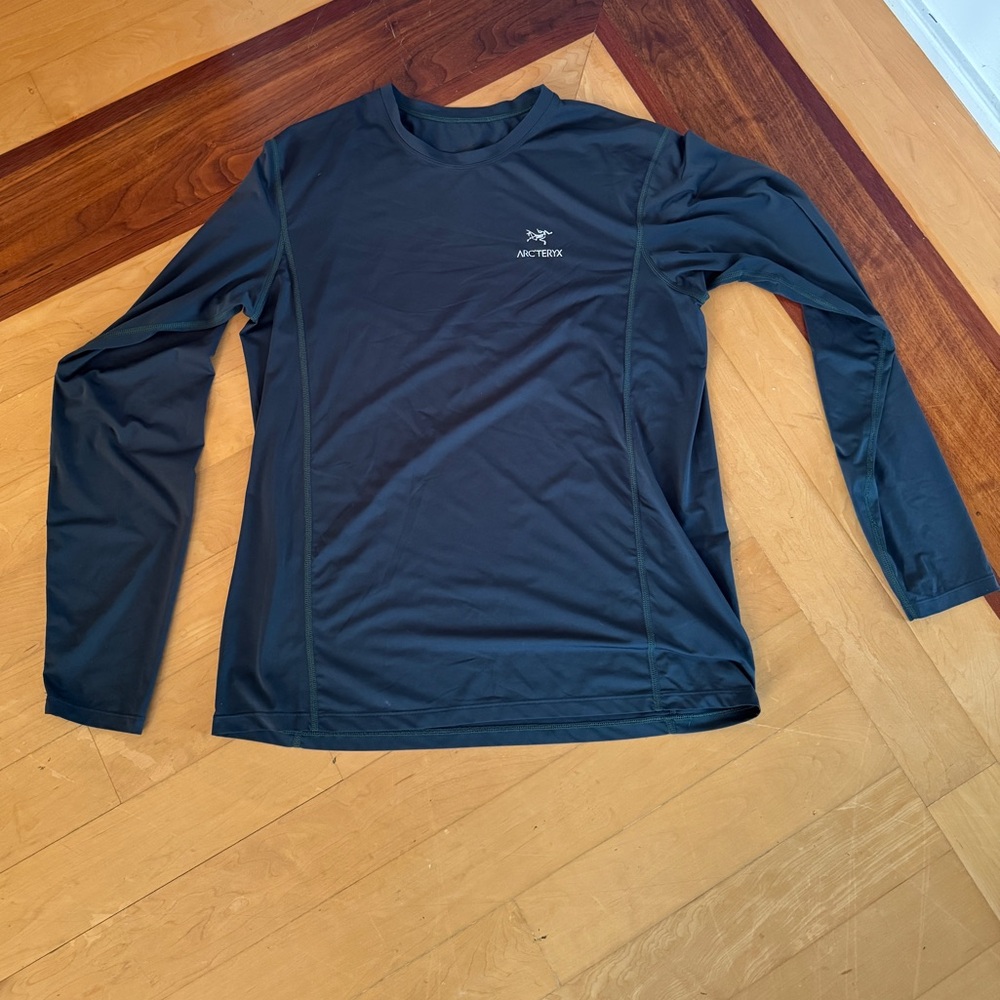 Arc'teryx Men's Forest Green Long Sleeve T / Base Layer